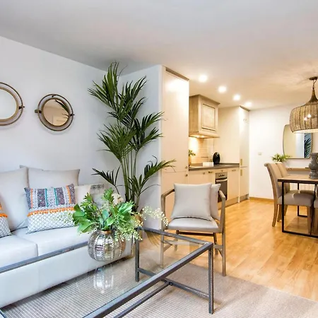 Luxury Alhambra Hideaway Apartment