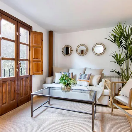 Luxury Alhambra Hideaway Apartment